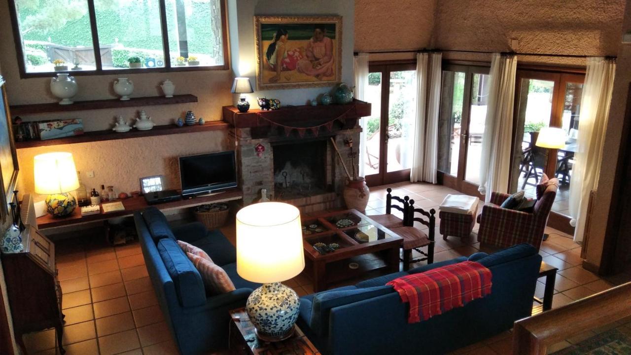 Villa Les Margarides à Seva Extérieur photo